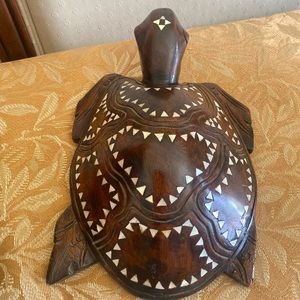 Handmade Decorative Inlaid craved Wooden turtle